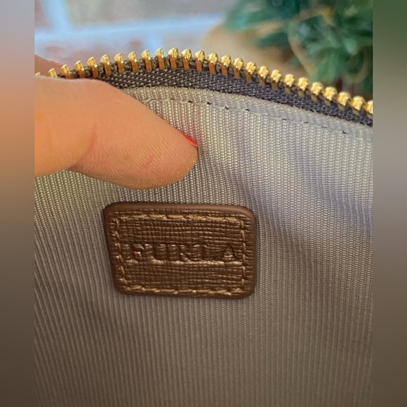 Furla Sparkling Clutch - Silver and Gold NWT Dust Bag included RARE FIND - Picture 4 of 8